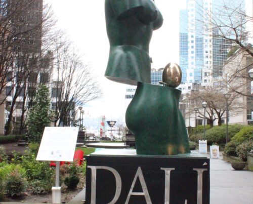 Salvador Dali Statue
